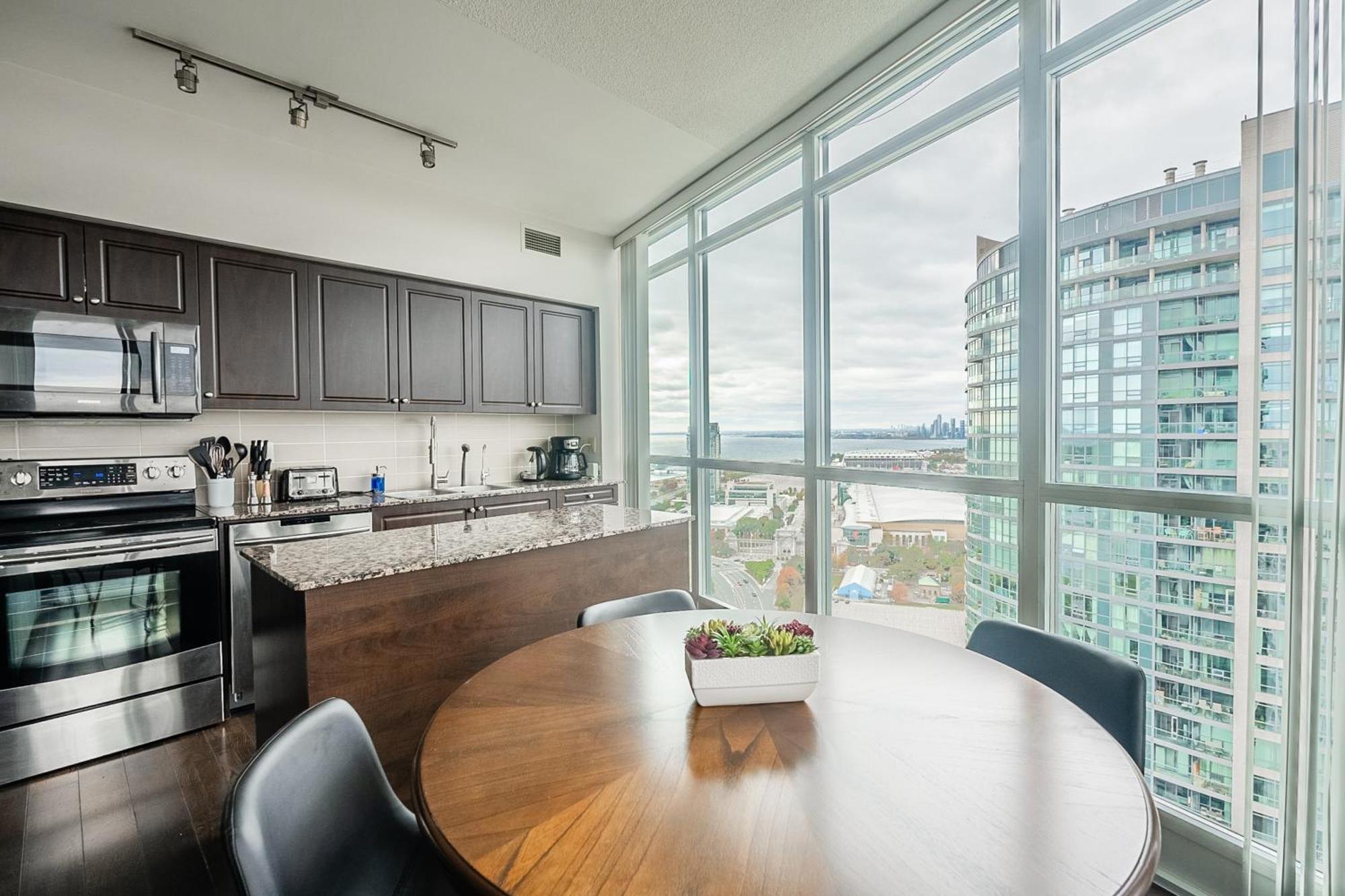 Rivetstays - The Neptune Toronto Luaran gambar